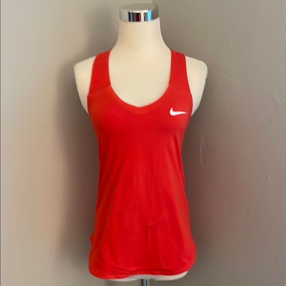 Nike Dri-Fit Women's Red Tank Top Shirt Size S